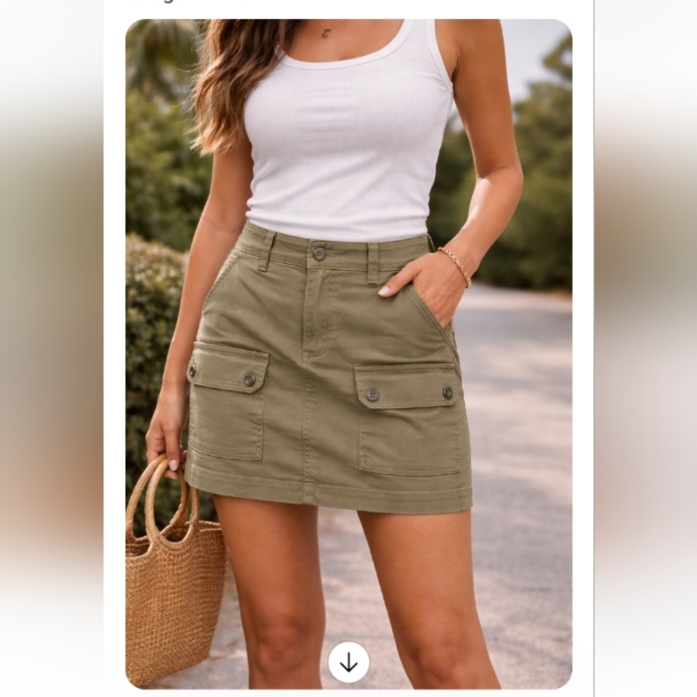 L.L. Bean Olive Green Mini Skirt Size 6 Cargo Pockets Stretch Casual